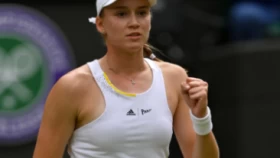 Елена Рыбакина вышла в полуфинал турнира в Австралии