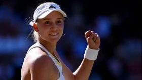 Стала известна причина снятия Рыбакиной с турнира в Германии