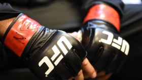 Два экс-бойца казахстанских лиг выступят на турнире UFC в Макао