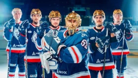 Тысячный матч. «Нефтехимик» будет играть с «Барысом» в золотых шлемах