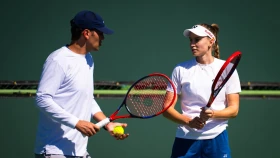 WTA отстранила тренера Рыбакиной