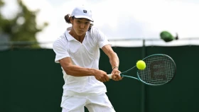 Әмір Омарханов кәсіби турда өзінің алғашқы жеке жүлдесін жеңіп алды