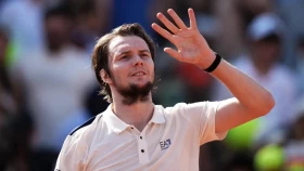 Александр Бублик обыграл первую ракетку мира