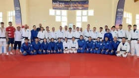 Дзюдошылар Францияда жаттығуын пысықтауда