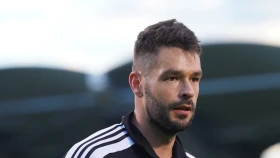 «Тобыл» Грекия және Италия чемпионаттарында өнер көрсеткен футболшымен қош айтысты