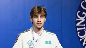 Казахстанец завоевал «бронзу» чемпионата Азии по фехтованию среди юниоров