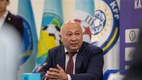 Адилет Барменкулов: В 2024-м году не сможем сыграть с Россией товарищеский матч