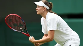 Елена Рыбакина одержала победу в первом круге Уимблдона