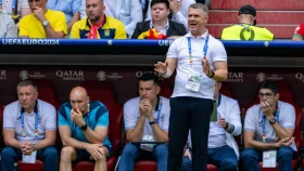 Игроки сборной Украины «выгнали» тренера после поражения от Румынии