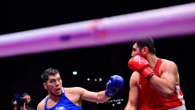 Айбек Оралбай бокстан Ұлыбританиядағы әлем чемпионатын сәтті аяқтады (видео)