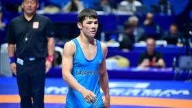 Мейіржан Шермахамбет боз кілемге шығады