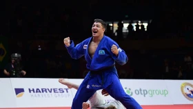 Байкамуров принес второе золото Казахстану на домашнем Grand Slame