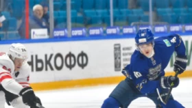 18-летний Оразов признан новичком месяца в МХЛ