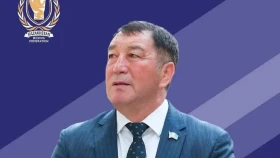 Қайрат Сәтжанов Бибосыновтың Азия чемпионатында өзбек боксшысынан жеңілу себептері туралы айтты