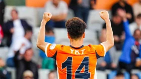 Забьет ли снова Шомуродов? Где и во сколько смотреть Башакшехир – Фенербахче