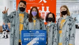 Мынадай формамен бәрін жеңу керек: қазақстандық таеквандошылардың киім үлгісі желі қолданушыларын таңдай қақтырды