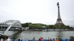 Из-за качества воды в Сене на Олимпиаде перенесли соревнования по триатлону