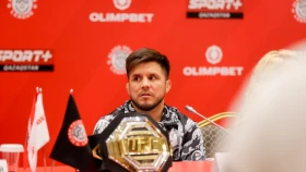 Генри Сехудо Қазақстанның үш ең мықты спортшысын атады