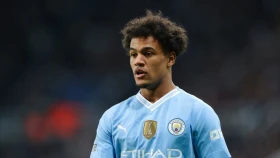 «Манчестер Сити» ойыншысы Қазақстанға келер алдында аяғын сындырып алды