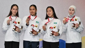 Фехтовальщицы из Казахстана завняли третье место на юниорском чемпионате Азии
