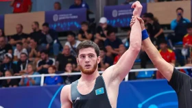 Названы имена новых звезд казахстанской вольной борьбы