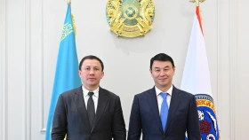 Геннадий Головкин провел встречу с акимом Алматы