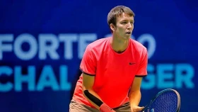 Ломакин снова в финале
