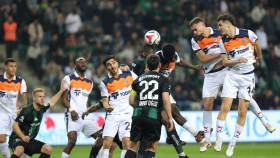 «Трабзонспор» «Башакшехирмен» тең түсті (видео)