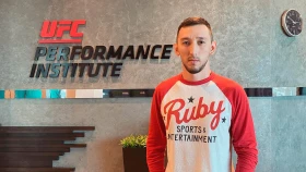 Саят Абдрахманов: Екі қазақ UFC-де белбеу үшін төбелессе, мен мансабымды аяқтап, зейнетке шығамын