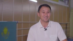 Ұлты өзбек: Сметовтің бапкері өз шәкіртіне үйленгенін растады