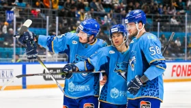 «Барыс» ушел с последнего места в КХЛ