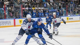 «Барыс» начал домашнюю серию с поражения