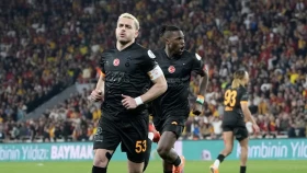 «Галатасарай» победил «Гёзтепе» (видео)