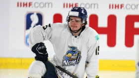 Три хоккеиста из Казахстана подписали контракт с шотландским клубом