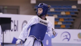 Таеквондистка Севостьянова завоевала золото на чемпионате Азии