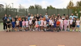 Зарина Дияс провела мастер-класс для детей города Шымкент