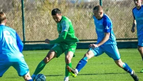 Футболисты «Атырау» сыграли с «Зенитом» на сборах