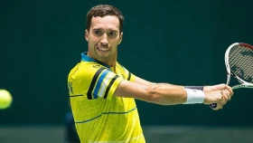 Екі қазақстандық теннисші Лиондағы турнирдің бірінші айналымында жарыстан шығып қалды