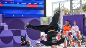 Лидер сборной Казахстана по брейкингу выиграл чемпионат мира