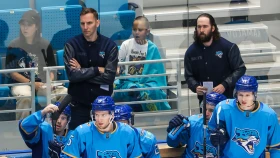 Главный тренер «Барыса» озвучил задачу на сезон