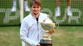Александр Бублик — двукратный чемпион турнира ATP 500 в Галле