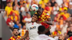 Жаралы арыстан Измирге аттанады: «Гезтепе» — «Галатасарай» матчының трансляциясы