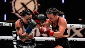 Первая казахстанка в UFC дебютировала в профи боксе