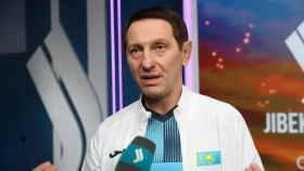 Демеу Жадыраевтың бапкерлікке кеткені дұрыс шығар: Юрий Мельниченко