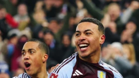 «Астон Вилла» вышла в 1/8 Кубка Англии (видео)