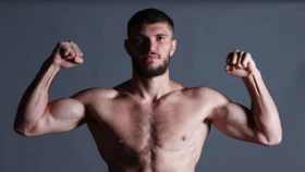 Али Ахмедов костарикалық боксшымен жұдырықтасады