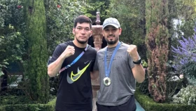 Қазақстандық жас бизнесмен Нұрбек Оралбайға алтын сағат тақты