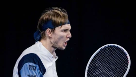 Бублик проиграл Хачанову на турнире «Трофеи Северной Пальмиры» в Санкт-Петербурге