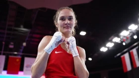 Карина Ибрагимова и Айдана Забынбекова — финалистки ЧРК по боксу