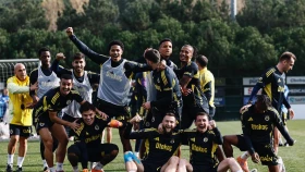 «Фенербахче» поехали за юбилеем. Где и во сколько смотреть матч Ризеспор – Фенербахче